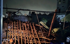 Lốc xoáy kinh hoàng: 1 người thiệt mạng, 225 nhà dân bị hư hỏng