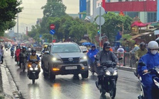 Thời tiết TP.HCM: Sắp mưa giông dồn dập, người dân cần lưu ý gì?