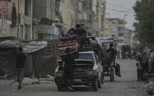 Dải Gaza trên các bàn cân