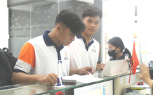 ‘Nặng gánh’ học phí, nhiều thí sinh bỏ học ĐH chuyển sang CĐ