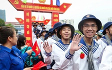 TP.HCM hỗ trợ 25 triệu đồng điều trị tật khúc xạ cho thanh niên tình nguyện nhập ngũ