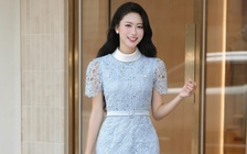 Chạm đến vẻ đẹp mong manh qua từng lớp vải ren tinh xảo