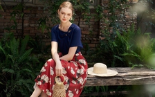 Chân váy hoa 'đốn tim' nàng thơ yêu nét đẹp cổ điển