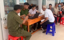 TP.HCM: Nhận quà tặng lễ Quốc khánh 2.9 thật hạnh phúc