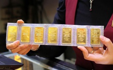 Công ty SJC tăng lượng vàng bán cho khách, giá giảm nhanh