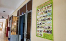 Trường tiểu học ở TP.HCM treo tranh 'luật nhân quả', UBND phường Phú Mỹ nói gì?