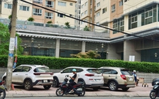 Đỗ xe trên vỉa hè chung cư, coi chừng bị CSGT phạt nguội nhiều lần