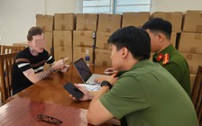 Đà Nẵng: Tạm giữ du khách rút súng 'dằn mặt' đối thủ trong bar