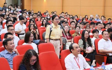 Bác sĩ nội trú: Thi gay gắt, học khắc nghiệt nhưng vẫn thu hút, vì sao?