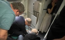 Lãnh đạo Bộ Y tế Nga cấp cứu hành khách trên chuyến bay tới Hà Nội