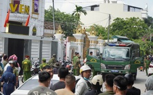 Quảng Ngãi: Hàng chục cảnh sát bao vây quán karaoke Venus