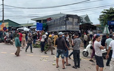 Quảng Trị: Xe tải bất ngờ lao vào chợ Tân Long, 3 người tử vong