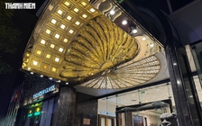 Có gì trong thực đơn tiệc kỷ niệm 10 năm khách sạn đắt đỏ nhất TP.HCM?