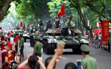 Trang bị đặc biệt giúp xe tăng 'lướt' trên phố Hà Nội trong diễu binh A80