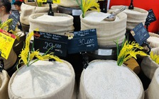 Giá gạo Việt Nam tiếp tục tăng mạnh, vì sao?