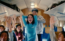 'Tử chiến trên không' dẫn đầu phòng vé, 'Mưa đỏ' sắp đạt 700 tỉ đồng