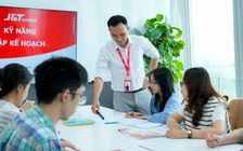 'Cơn sốt' tuyển dụng nhân sự trẻ nhạy bén công nghệ