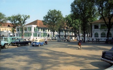 Bót Catinat: 'Địa ngục' kế bên 'thiên đàng'