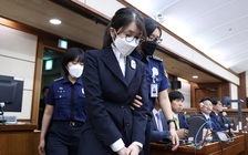 Cựu Đệ nhất phu nhân Hàn Quốc lần đầu hầu tòa về cáo buộc hình sự