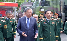 Tổng Bí thư Tô Lâm thăm dàn khí tài hiện đại của quân đội Việt Nam