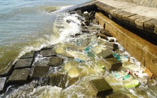 Kè biển Hải Tiến tiếp tục bị sạt lở