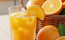 Nước cam tác động kép lên cholesterol và huyết áp như thế nào?