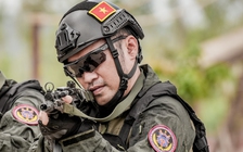 Tiến Luật nói gì khi bị đập chai thủy tinh vào đầu trong show thực tế?