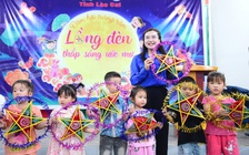 Mang trung thu đến làng Nủ thắp sáng ước mơ cho các em thiếu nhi