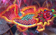 Giải mã sự trở lại của lồng đèn giấy kiếng: Vì sao 'soán ngôi' lồng đèn pin?