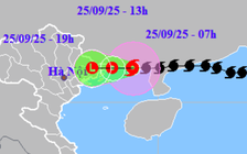 Bão số 9 giảm xuống cấp 8, bão Bualoi tăng lên cấp 12, hướng về Biển Đông