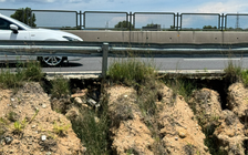 Bộ Xây dựng báo cáo khắc phục xói lở trên cao tốc Vĩnh Hảo - Phan Thiết