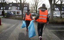 Cách nhiều nước dùng lao động công ích xử lý người vi phạm giao thông