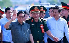 Thông xe cầu Phong Châu mới