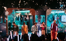 Vũ Cát Tường 'gia trưởng'?