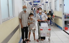 Bữa sáng yêu thương cho bệnh nhi nghèo