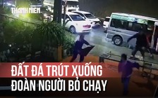 Đất đá ầm ầm trút xuống quốc lộ 4D, hành khách thoát chết trong gang tấc
