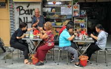 Quán chay gần chùa Vĩnh Nghiêm tồn tại gần nửa thế kỷ: Ông chủ... lạ đời