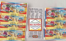Khách trúng độc đắc 4 tờ xổ số miền Nam đài Vũng Tàu, nhận hết tiền mặt