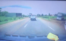 CSGT dẫn đường, vượt trên 100 km, đưa bé gái bị rắn lục cắn đi cấp cứu