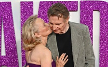 Mỹ nhân 'Playboy' Pamela Anderson và tài tử Liam Neeson giả vờ hẹn hò?