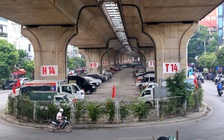 Cảnh trái ngược tại các bãi xe gầm cầu ở Hà Nội sau lệnh 'xóa sổ'