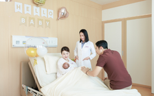 Vì sao nuôi con bằng sữa mẹ tốt cho cả mẹ và con?