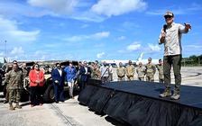 Bộ trưởng Quốc phòng Mỹ bất ngờ đến Puerto Rico giữa căng thẳng với Venezuela