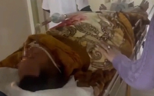 Người đàn ông nguy kịch sau khi ăn tiết canh dê