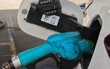 Giá xăng dầu hôm nay 12.1.2026: Giữ đà tăng