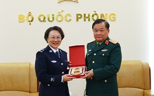 Thượng tướng Hoàng Xuân Chiến tiếp Tham tán Cảnh vụ Trung Quốc