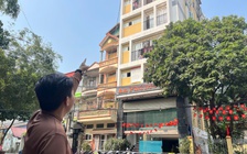 'Ở cùng tầng, tôi nghe có tiếng người cãi nhau trước khi nhà nghỉ bị cháy'