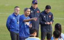 HLV Mai Đức Chung trở lại sân tập cùng đội tuyển nữ Việt Nam: 'Tôi vẫn khát vọng cống hiến'