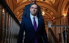 Giám đốc CIA đến Venezuela gặp Tổng thống lâm thời để cải thiện quan hệ