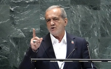 Tổng thống Iran cảnh báo nguy cơ chiến tranh nếu lãnh tụ Khamenei bị nhắm tới